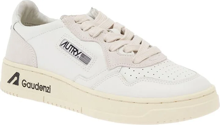 'Medalist Low' White Sneakers With Suede Inserts And Logo Print On Platform In Leather Woman Autry - Image 2