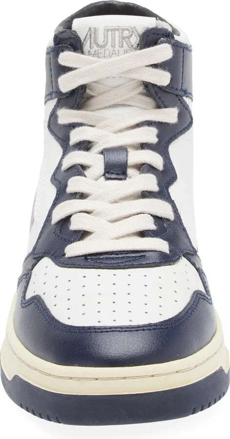 Medalist Mid Sneaker - Image 10