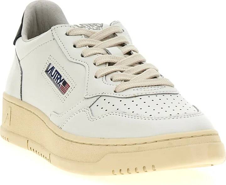 'medalist' Sneaker - Image 2
