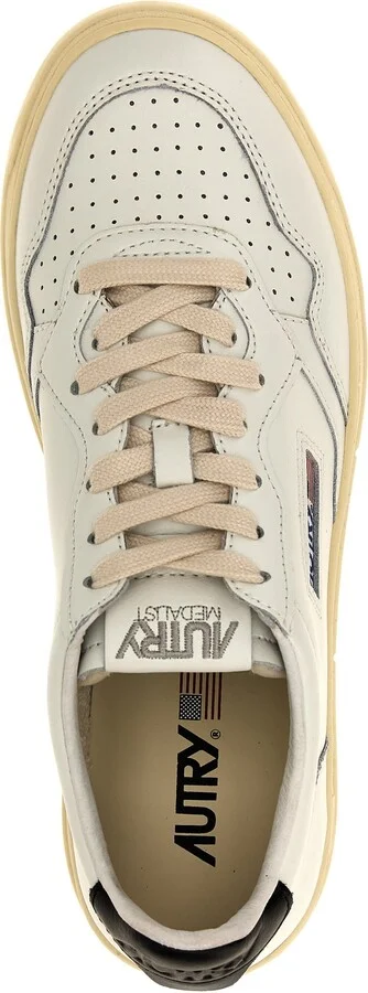 'medalist' Sneaker - Image 4
