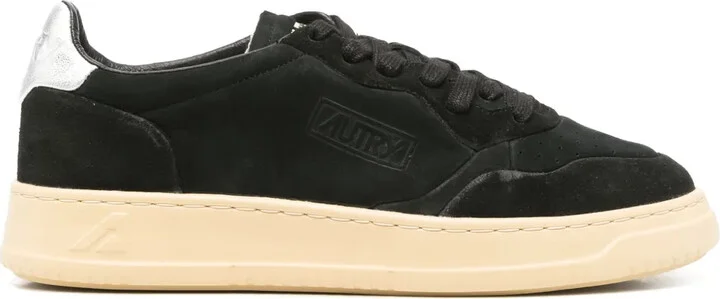Medalist sneakers
