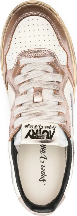 Medalist Super Vintage distressed sneakers - Image 4