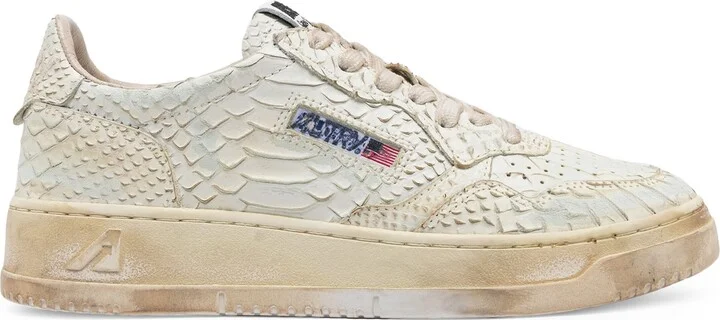 Medalist Super Vintage Low Top Sneaker - Image 2