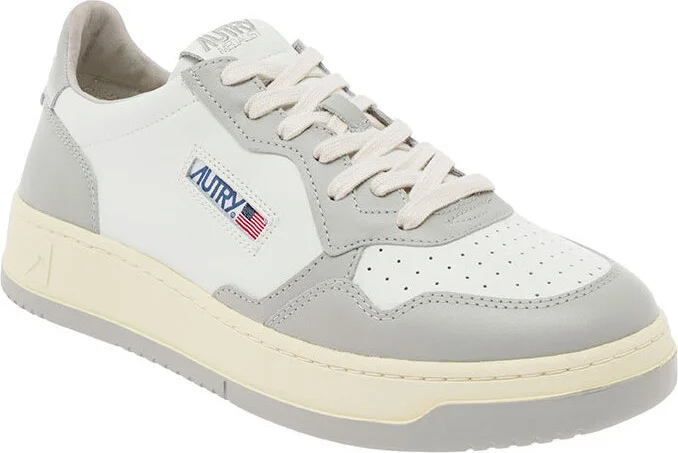 'medalist' White And Grey Low Top Sneakers With Logo Detail In Leather Man
