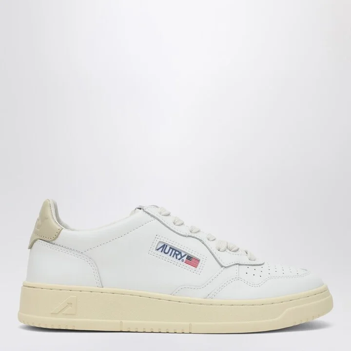 Medalist white/foam Sneaker