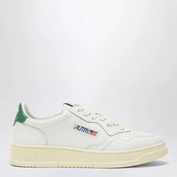 Medalist white/green trainer