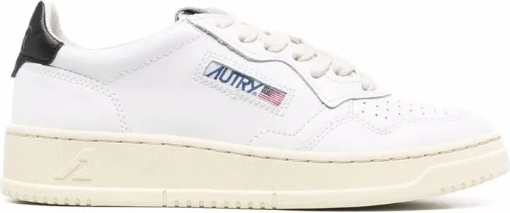 'medalist' White Low Top Sneakers With Contrasting Heel Tab In Leather Woman
