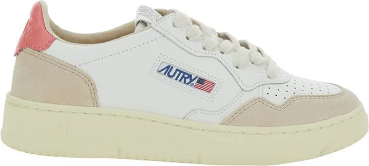 'Medalist' White Low Top Sneakers With Logo Patch On Tongue And Side In Leather Blend Woman