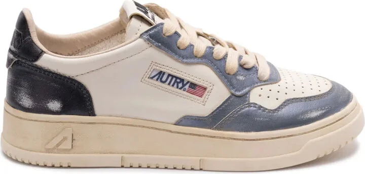 Medallist sneakers