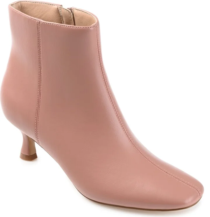 Medium and Wide Width Women's Kelssa Bootie