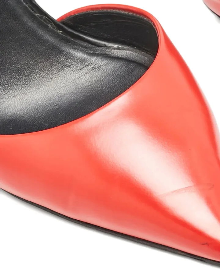 Medusa-Head Leather Pumps - Image 5