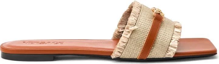 Medusa woven slides
