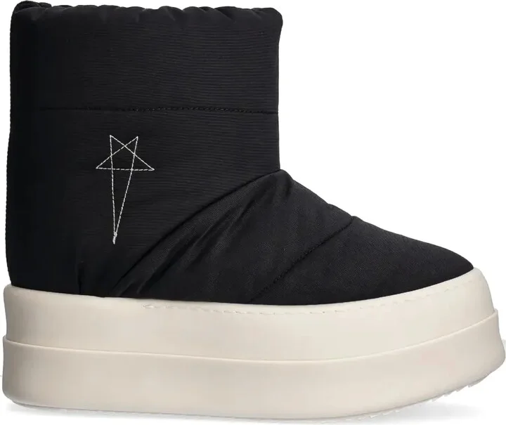 Mega Bumper boots