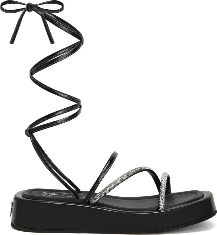 Melburne Laces