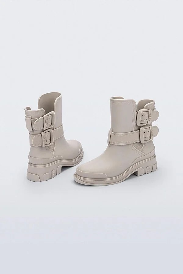 Melissa Bang Buckled Ankle Boot in Green - Image 9
