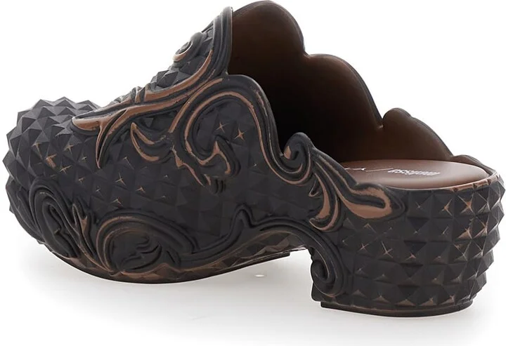 Melissa Court Clog Y Project - Image 3