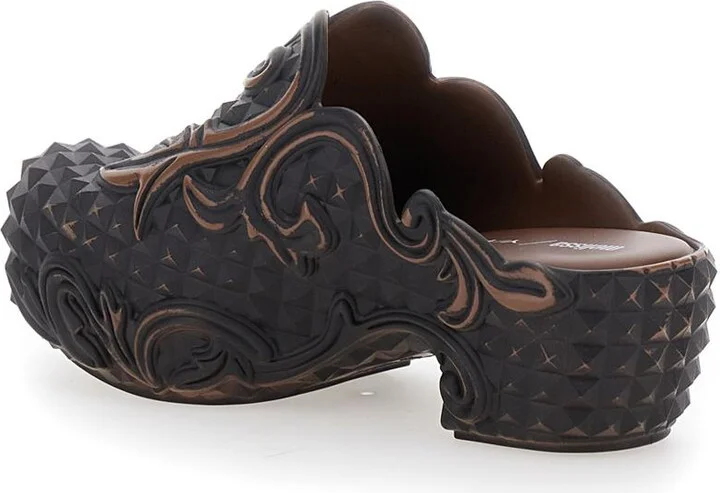 Melissa Court Clog Y Project - Image 3