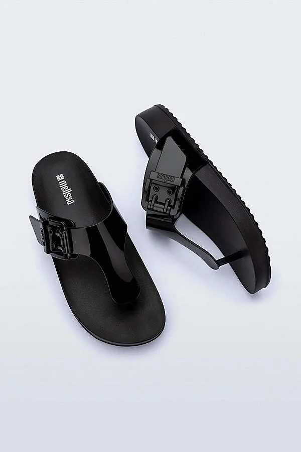 Melissa Cozy Jelly Flip Flop Sandal in Green - Image 4