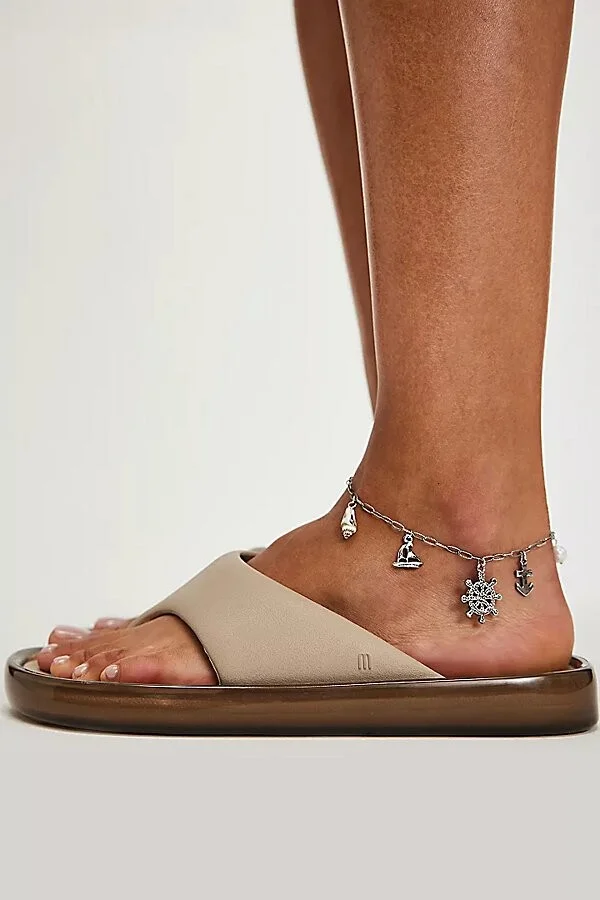 Melissa Float Jelly Thong Sandal in Black - Image 8