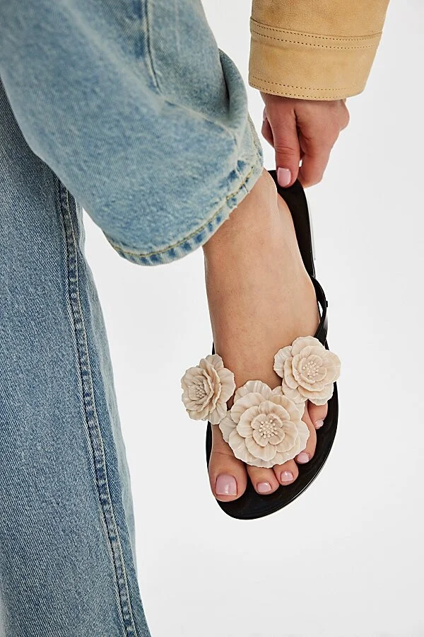 Melissa Harmonic Springtime Jelly Sandal in Red - Image 11