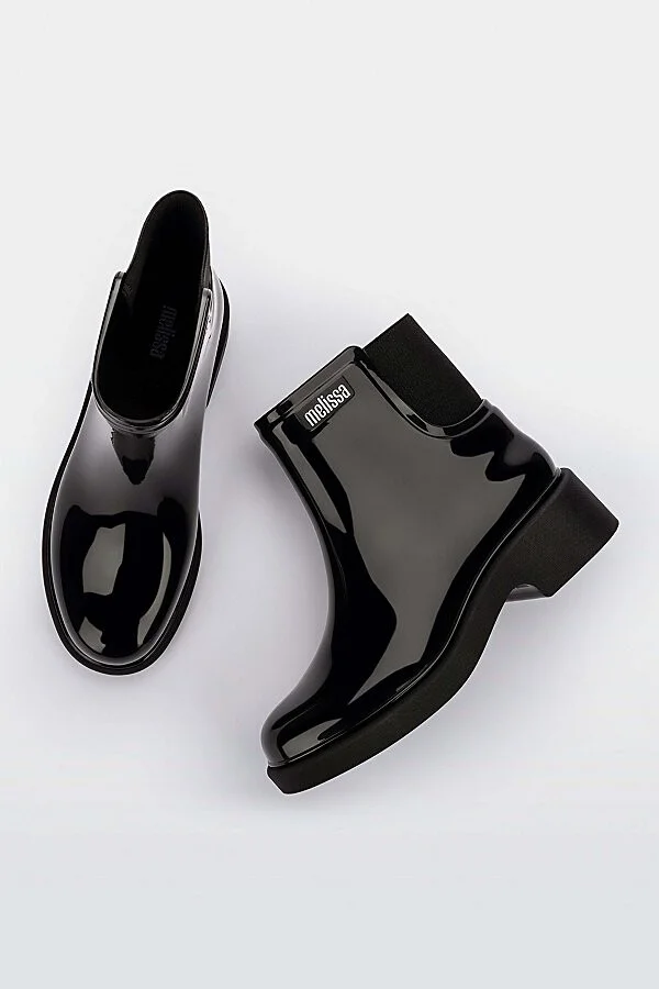 Melissa Jelly Chelsea Boot in Black - Image 2