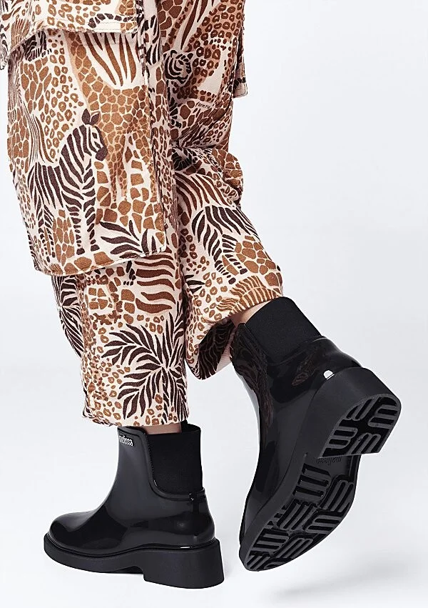 Melissa Jelly Chelsea Boot in Black - Image 5
