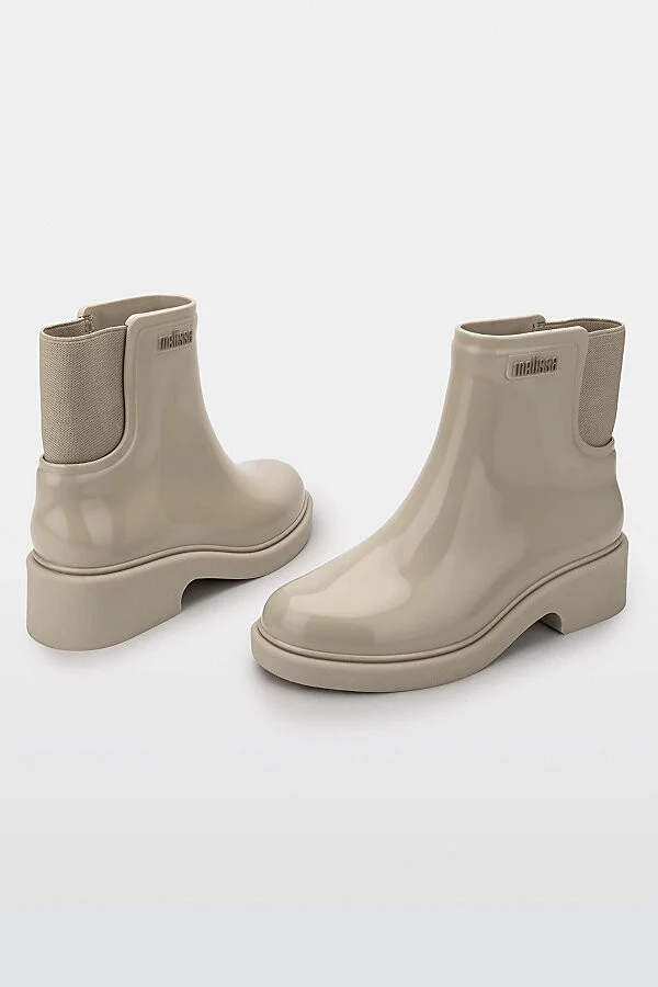 Melissa Jelly Chelsea Boot in Black - Image 7