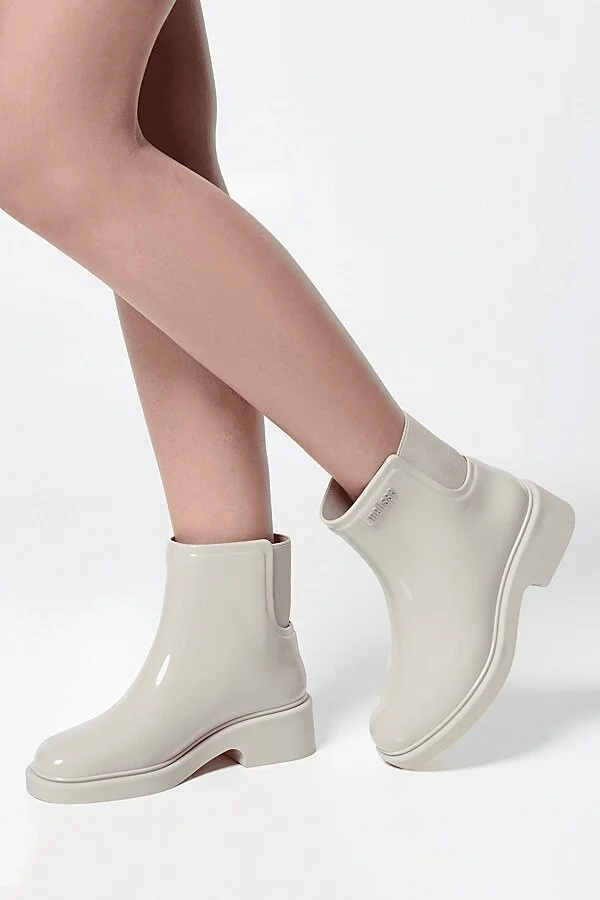 Melissa Jelly Chelsea Boot in Black - Image 8