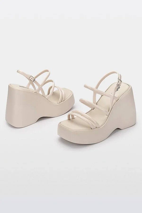 Melissa Jessie Platform Heel in Red - Image 4