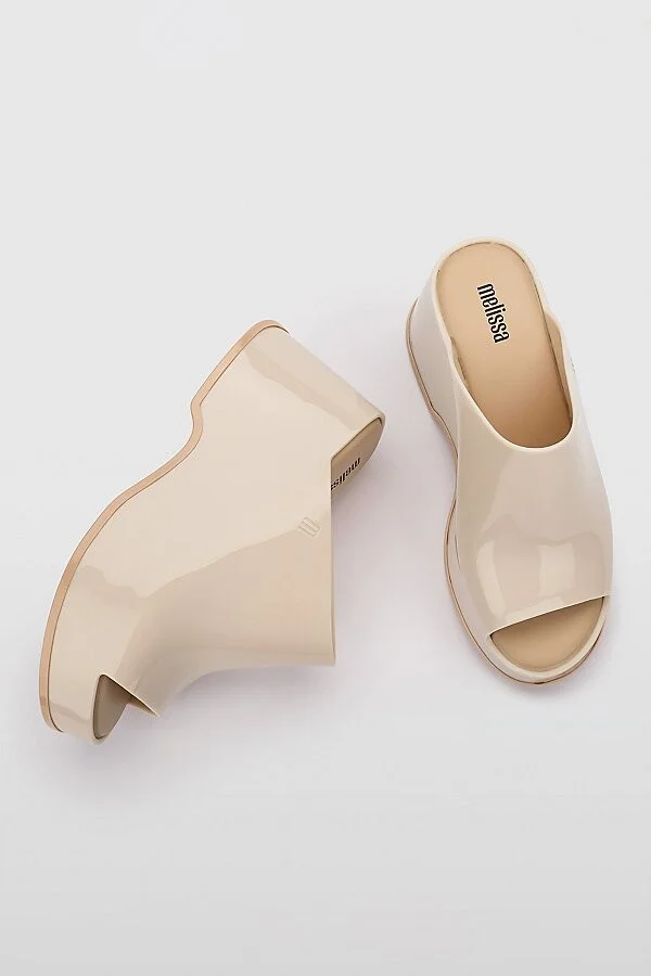 Melissa Patty Jelly Platform Mule in Black/Beige - Image 6