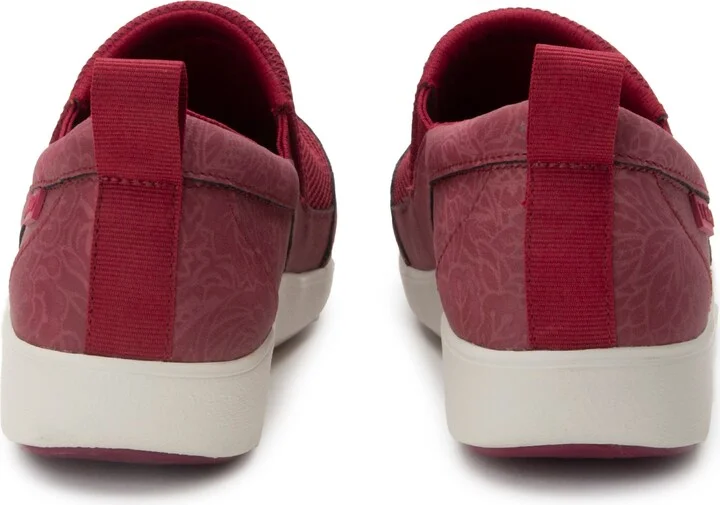 Mellodiq Slip-On Sneaker - Image 5