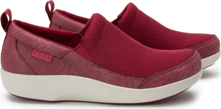 Mellodiq Slip-On Sneaker