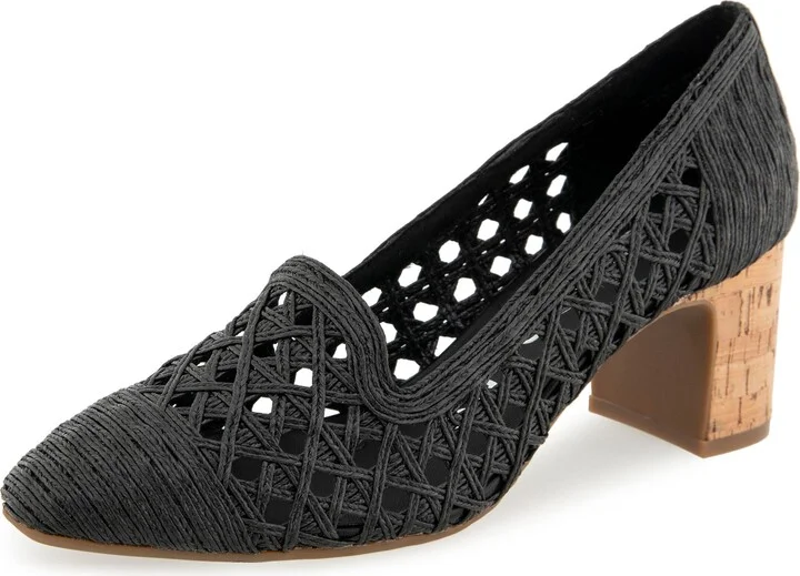 Melo Embroidered Pump - Image 7