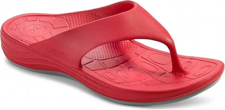Men Maui Sandal In Red