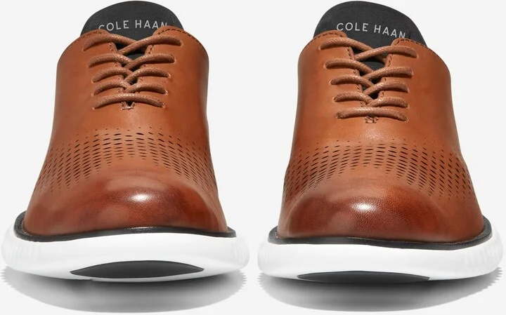 Men's 2.ZERØGRAND Laser Wingtip Oxfords - Image 2