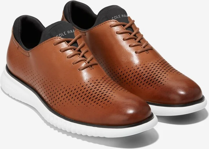 Men's 2.ZERØGRAND Laser Wingtip Oxfords - Image 5