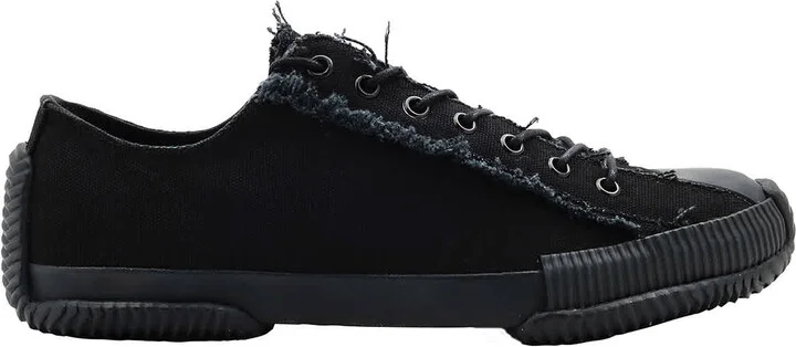 Men's Black Low Top Lace Up Sneakers