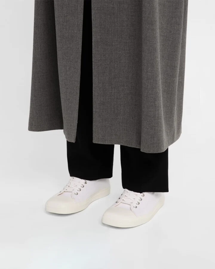 Men's Canvas Low-Top Sneakers - Image 2