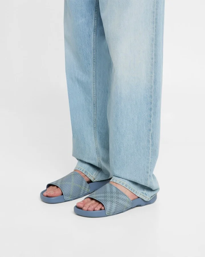 Men's Check Slide Sandals - Image 8