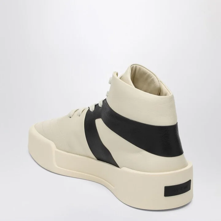 Men's Cream/Black Basketball Sneaker - Image 2