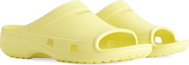 Men's Crocs Slide Sandals - Yellow - Size 6 - Image 2