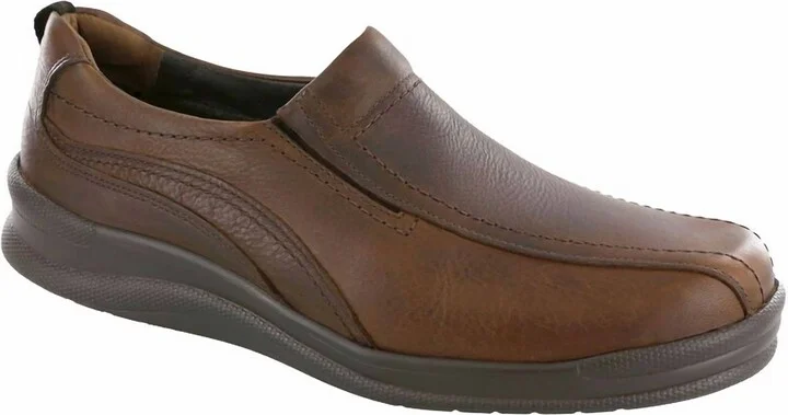 Men's Cruise On Slip On Loafer In Brown