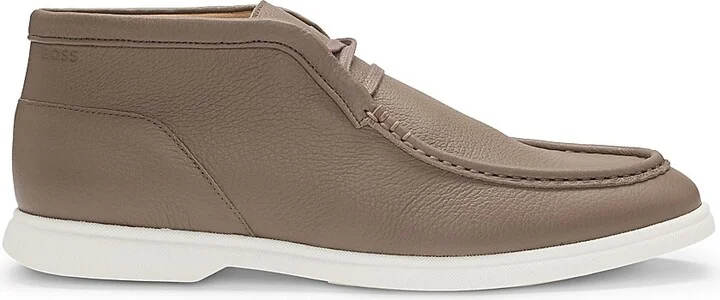 Men's Desert Boots in Tumbled Leather with Apron Toe - Beige - Size 7