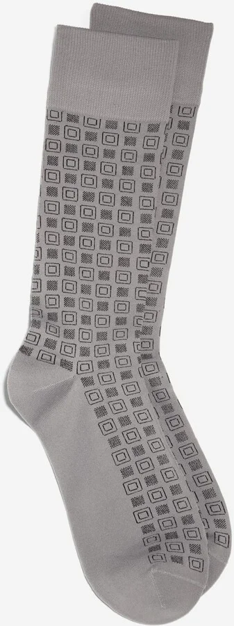 Men's Geo Shape Microfiber Dress Crew Socks - Image 2