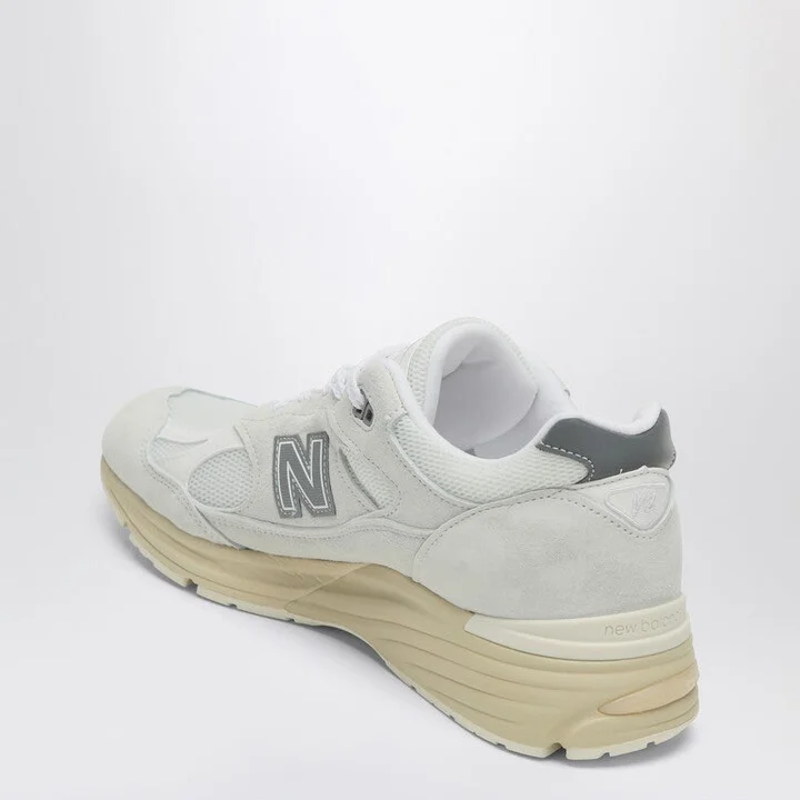 Men's Made In Uk 991V2 Sneakers In White - Image 2