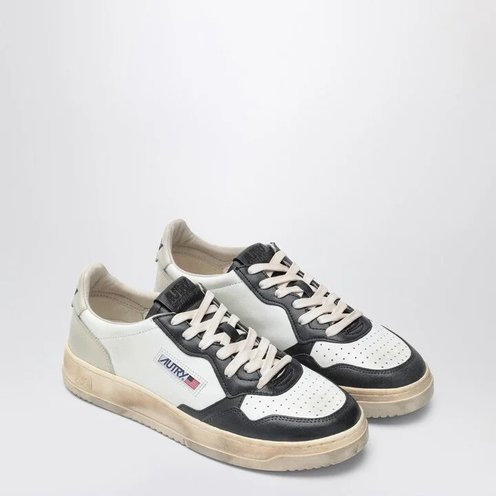 Men's Medalist Low Super Vintage Sneakers //