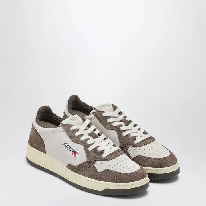 Men's Medalist / Suede Sneakers