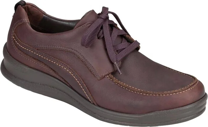 Men's Move On Lace Up Shoe In Brown