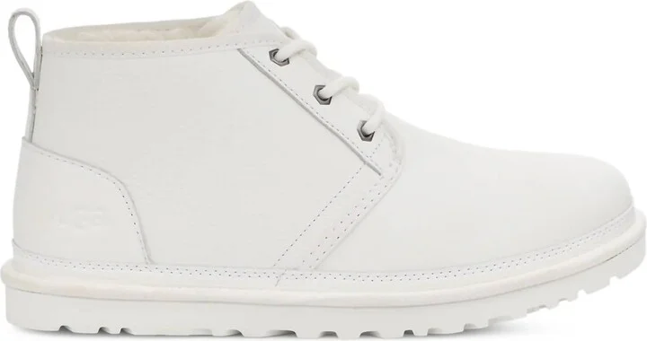 Men's Neumel Leather Chukka Boot In White Leather