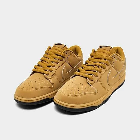 Men's Nike Dunk Low Retro SE Casual Shoes - Image 2